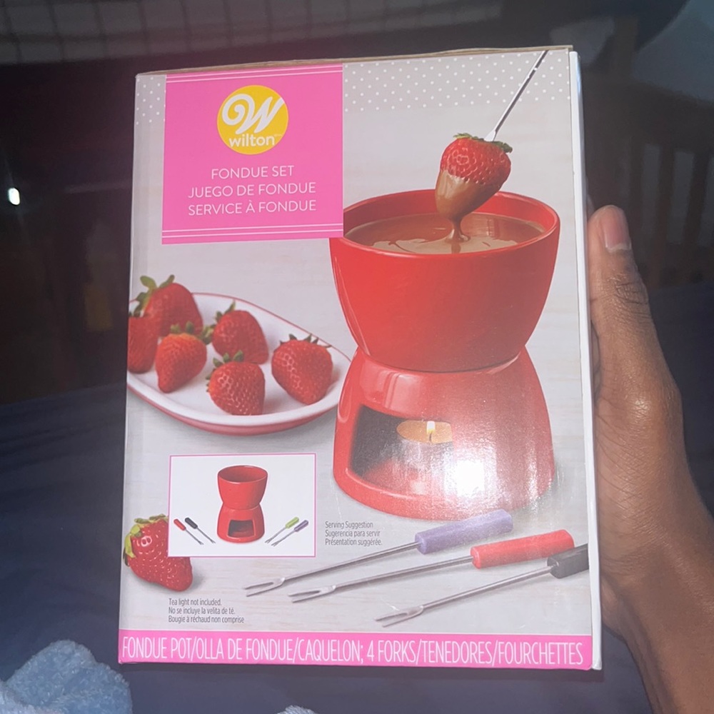 Chocolate maker for the best chocolate covered strawberries